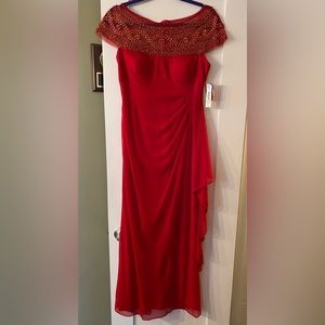 R&M Richard Red gown